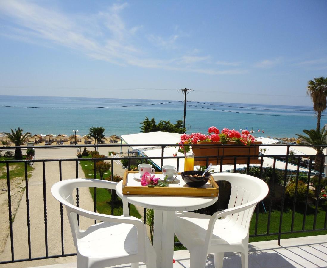 Mirto Beach Hotel & Restaurant Paralia Vrachou Eksteriør bilde