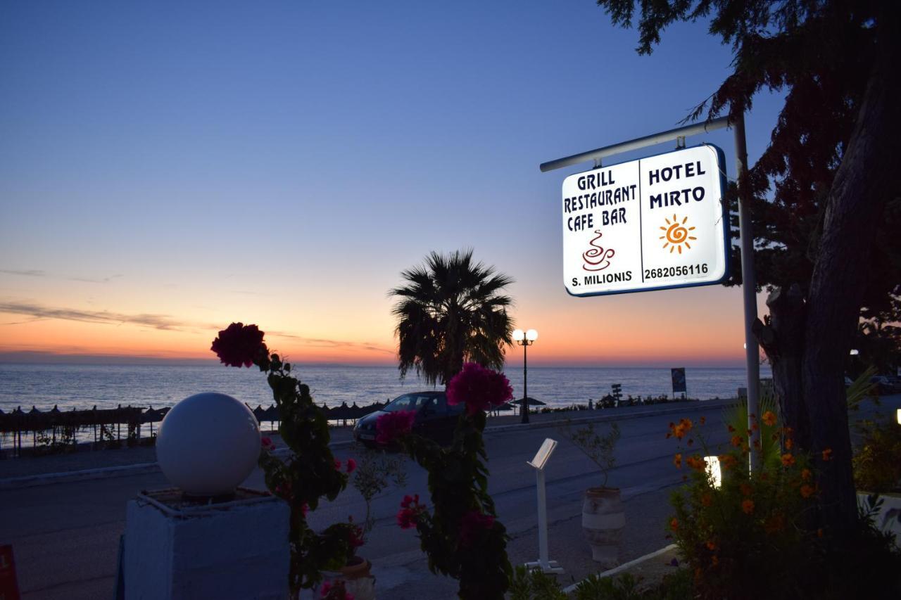 Mirto Beach Hotel & Restaurant Paralia Vrachou Eksteriør bilde